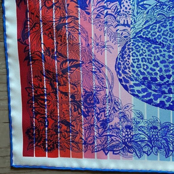 Hermès scarf  - Picture 5 of 10